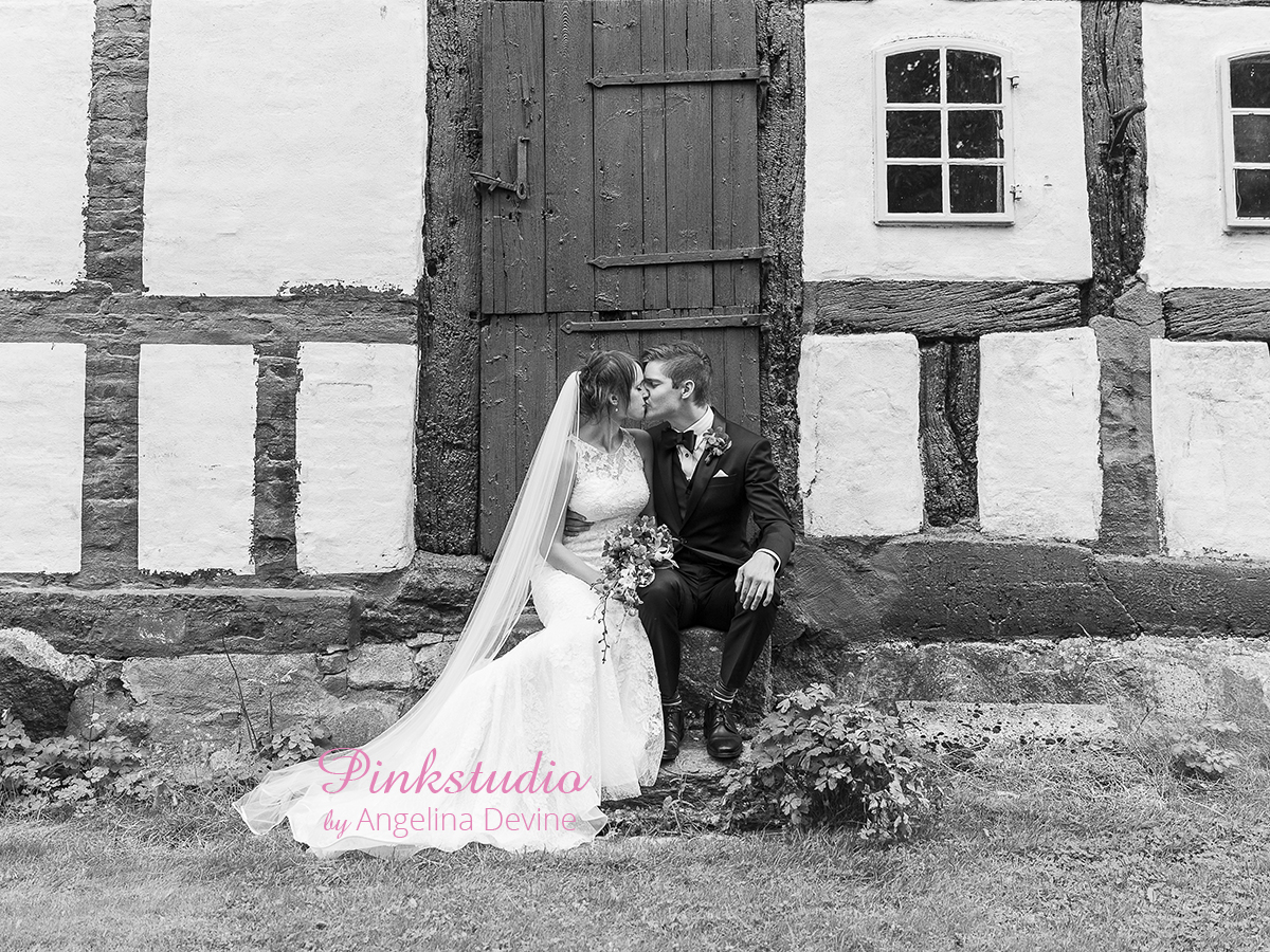 Pinkstudio by Angelina Devine Sabine-og-Jonas-549 Personlig Bryllupsfotografering