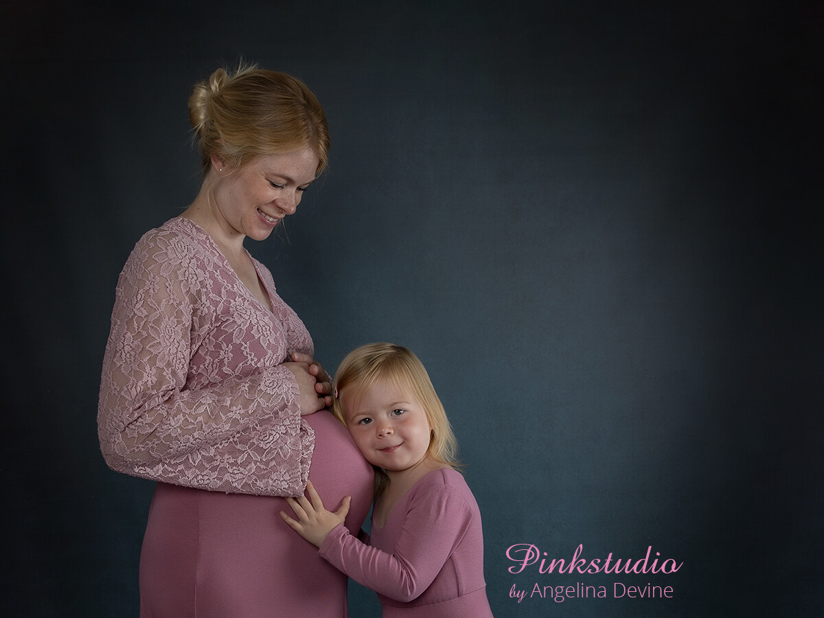 Pinkstudio by Angelina Devine Line-og-Isabella-Marta-og-Elliot-107 Gravide søges! Pinkstudio by Angelina Devine Line-og-Isabella-Marta-og-Elliot-107 Gravide søges! graviditet Nyheder Tilbud