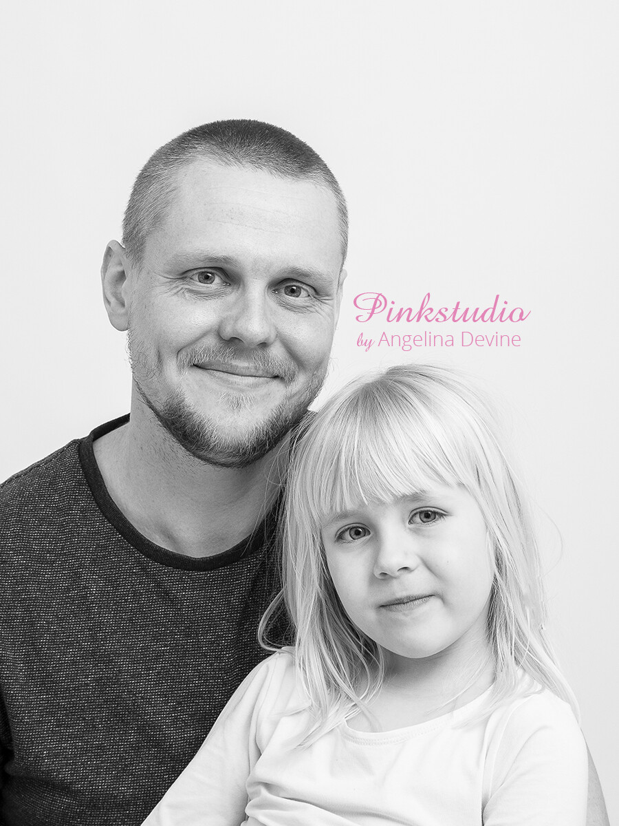 Pinkstudio by Angelina Devine Duerlund-066 Fars dags tilbud: Far-barn fotografering 600,- Portræt Tilbud  